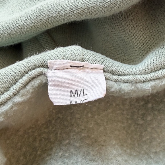 LULULEMON • Scuba Oversized Full-Zip in Court Green/Gold - Picture 11 of 13